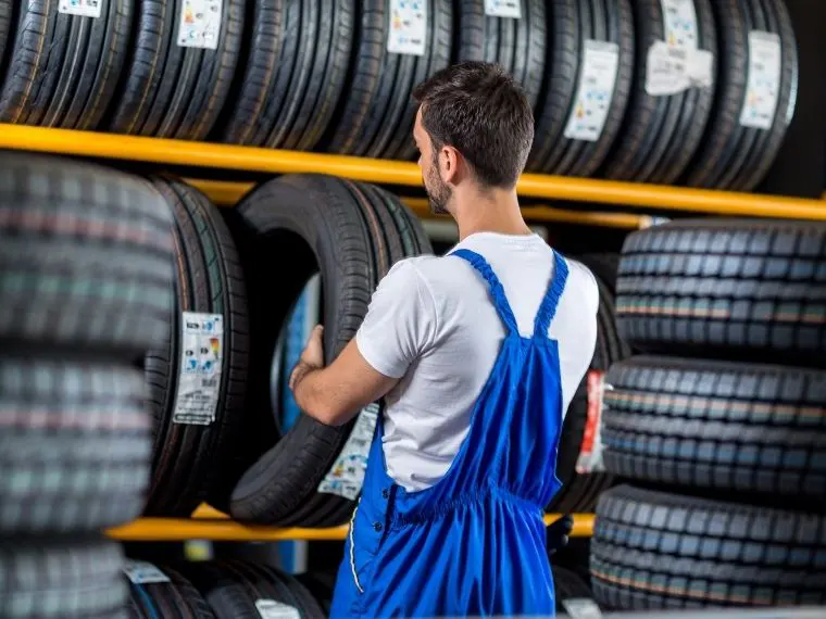 Divriği Oto Lastikçi